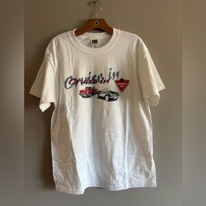 Vintage Fruit of the Loom White Cruise In T-Shirt